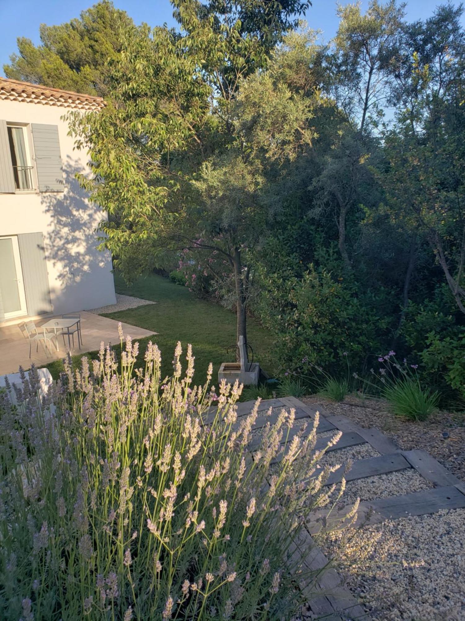 Bed and Breakfast La Bastide D'Alix Éguilles Exteriér fotografie
